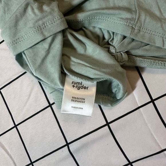 Rumi & Ryder soft tee - Picture 2 of 4